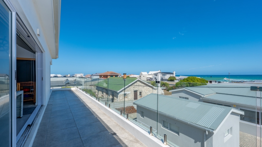 4 Bedroom Property for Sale in Agulhas Western Cape